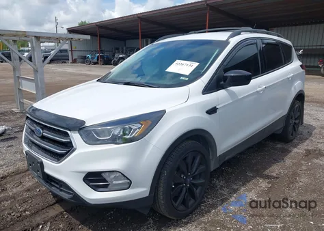 2019 Ford Escape Se from USA, damaged, VIN 1FMCU9GD8KUB42375